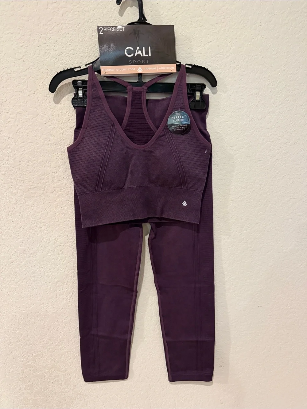 Cali Sport Women’s Seamless 2-Piece Active Set in Deep Plum
